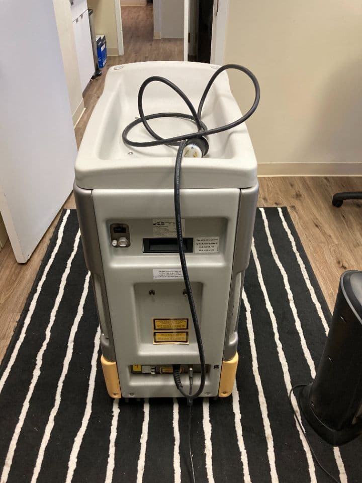 Versatile Laser-Assisted Liposuction with the Cynosure SLT II Unit thumbnail 4