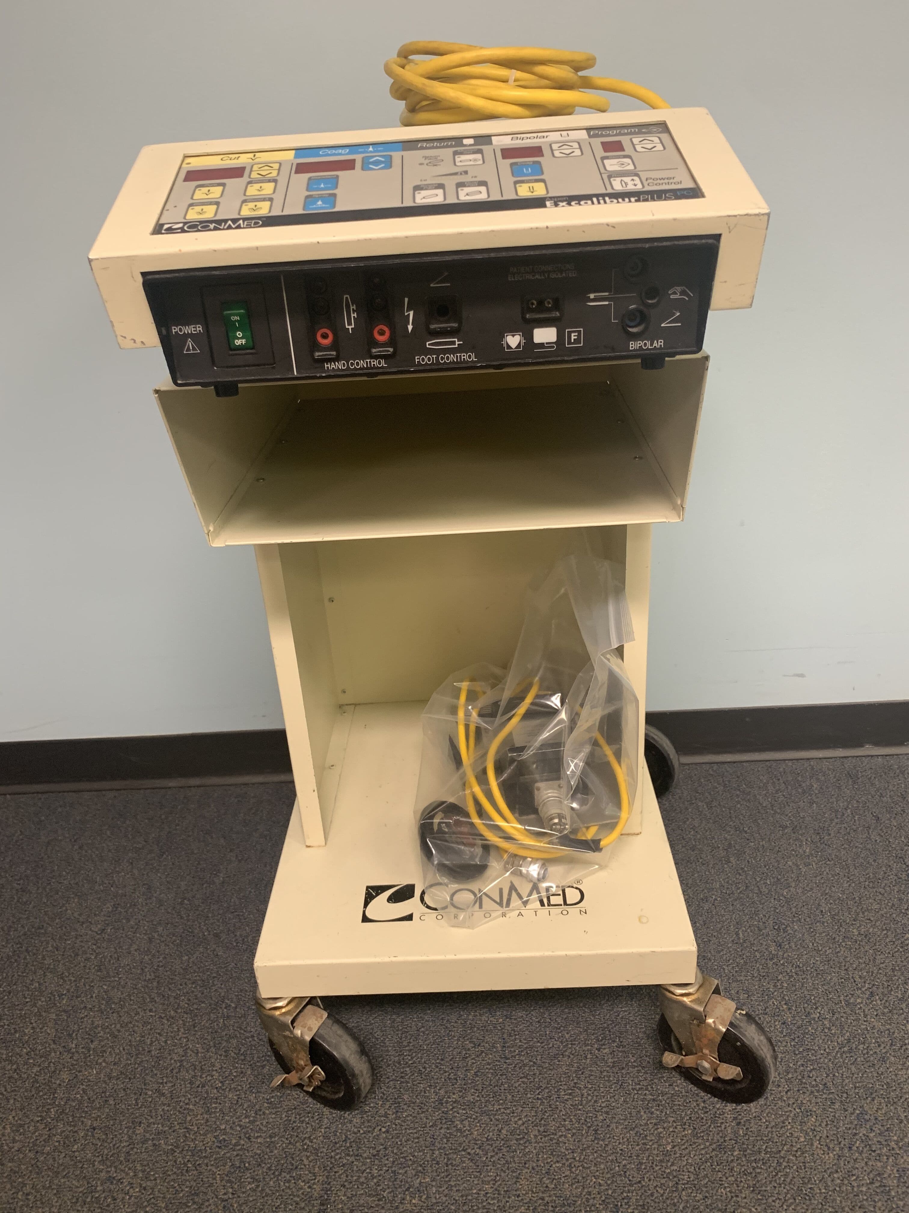 ConMed Excalibur Plus PC Electrosurgical Unit thumbnail 2