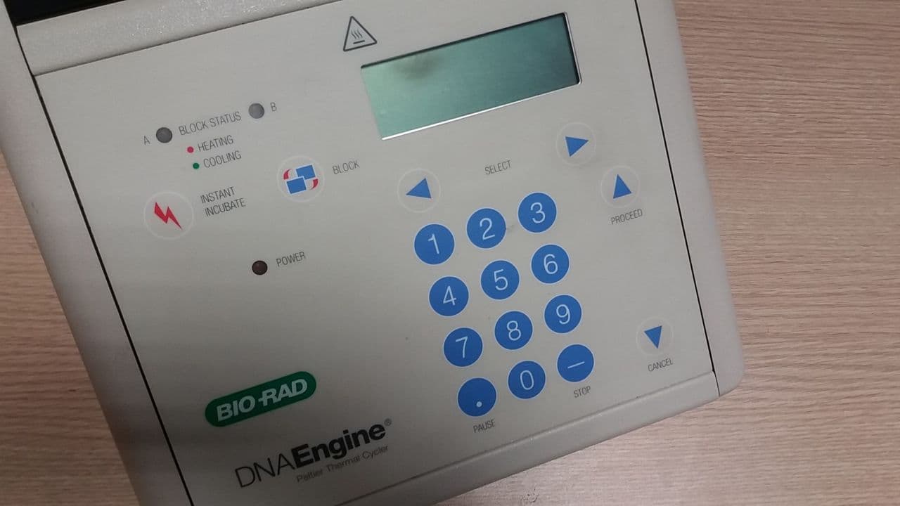 Bio-Rad DNA Engine PTC-200 Peltier Thermal Cycler for Microbiology Labs thumbnail 4