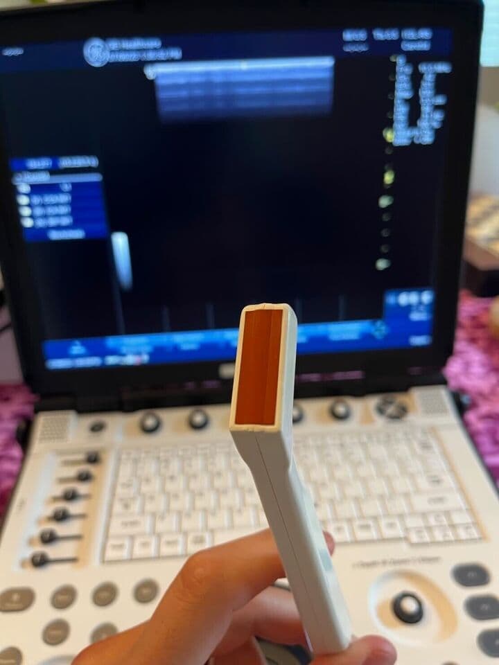 GE i12L-RS Linear Array Ultrasound Transducer image 1
