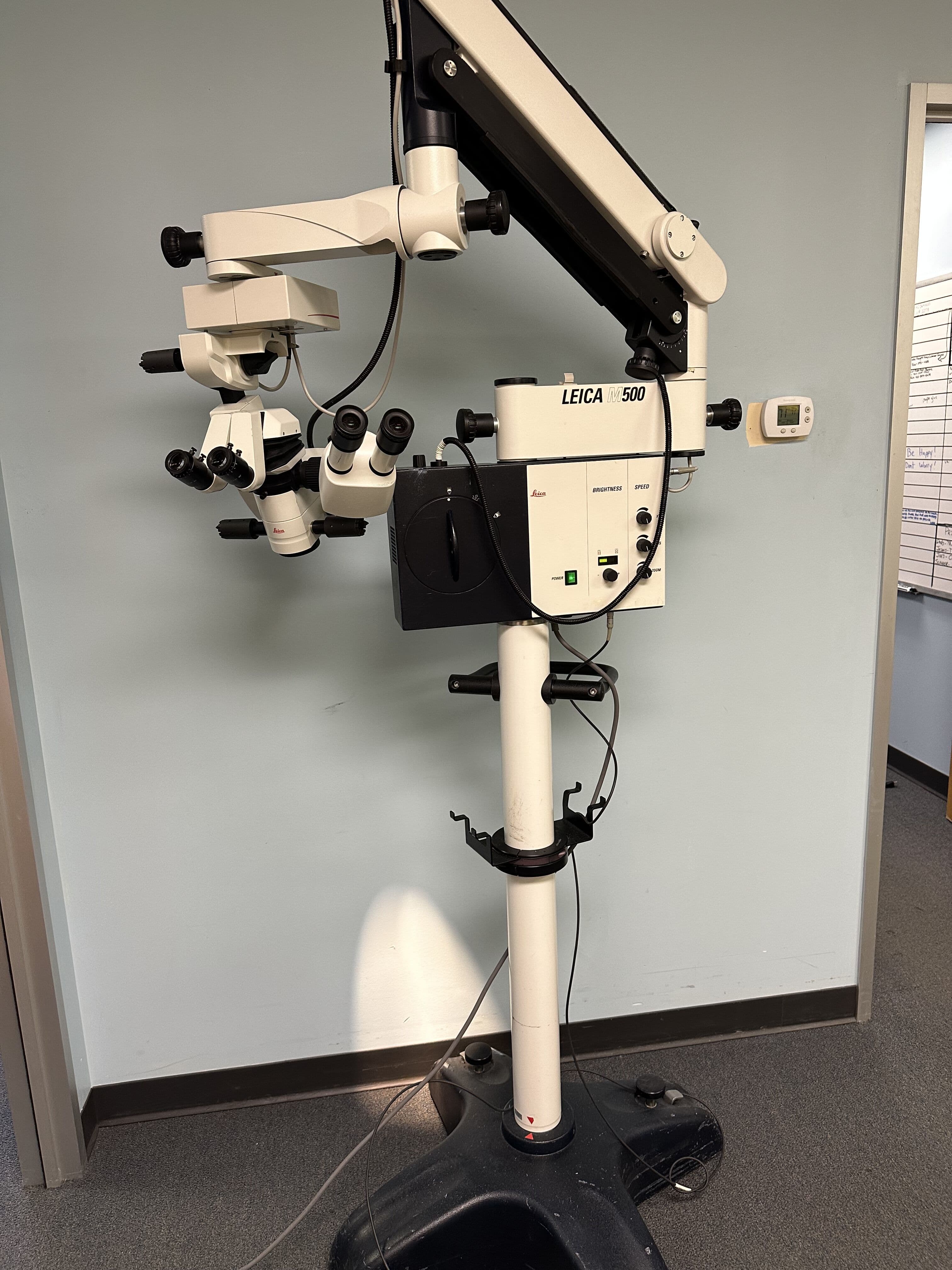 Leica M500 Surgical O/R Microscope thumbnail 2