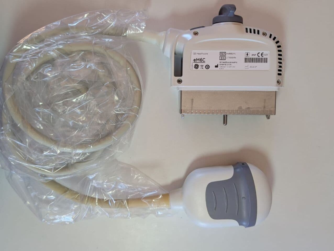 GE EM6C 4D Convex Ultrasound Transducer image 1