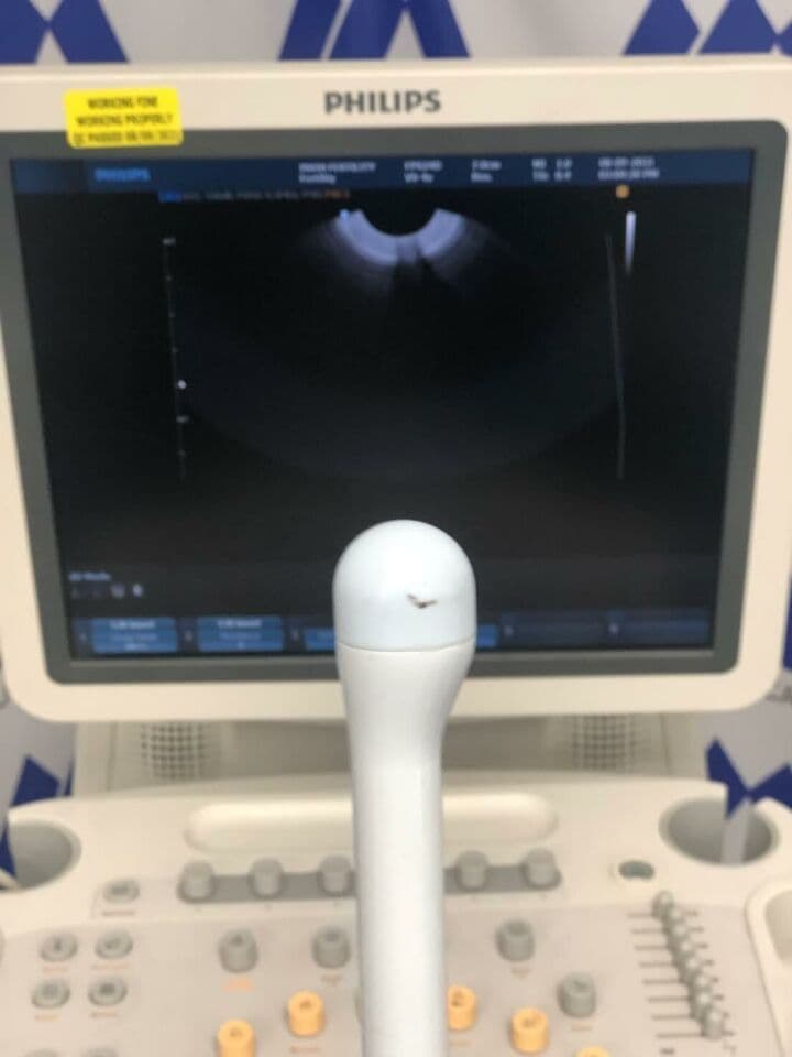 Philips HD9 Ultrasound System with C6-3 and V9-4v Transducers thumbnail 5