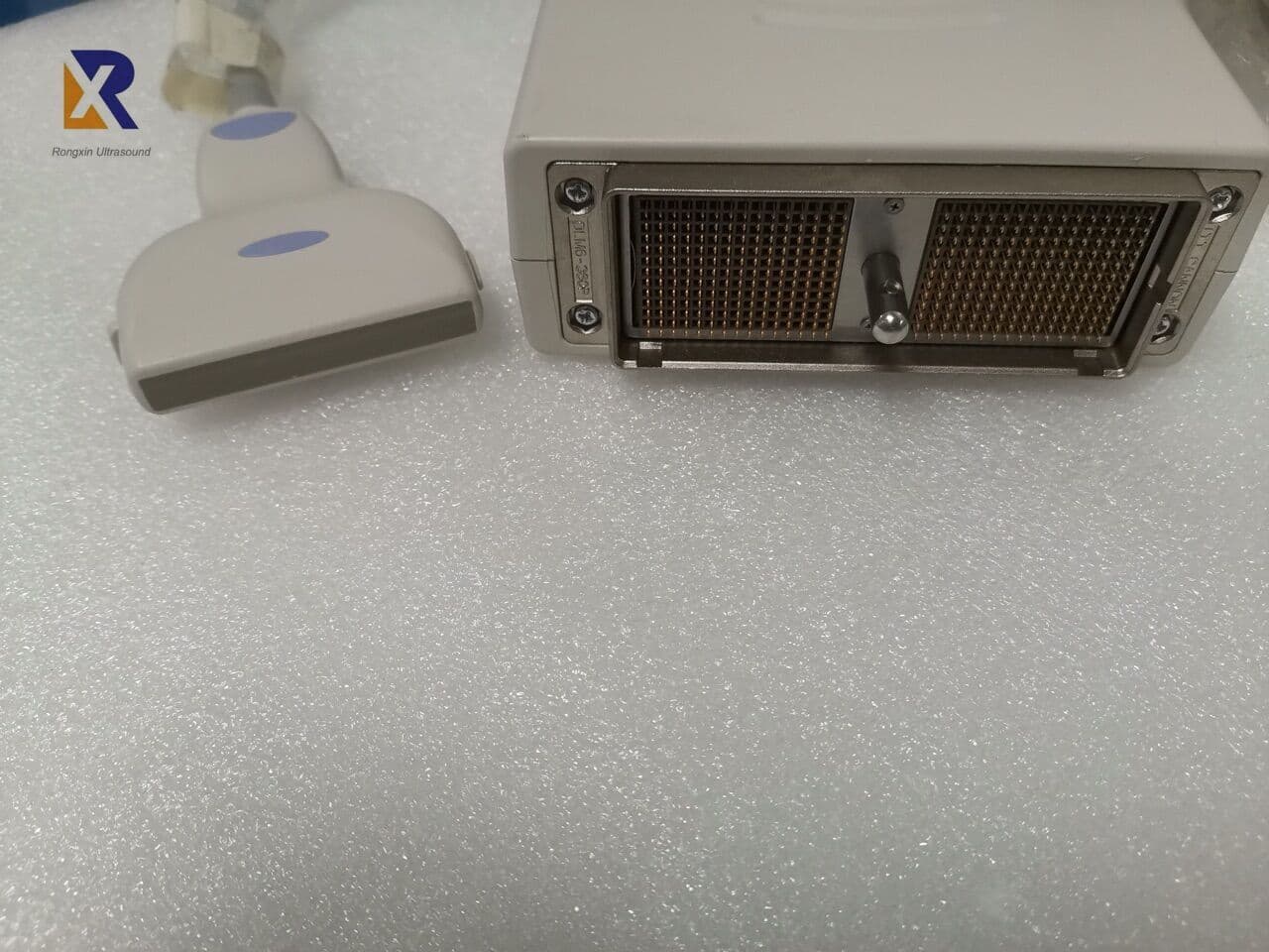 Toshiba PLT-1005BT Linear Array Ultrasound Transducer thumbnail 3