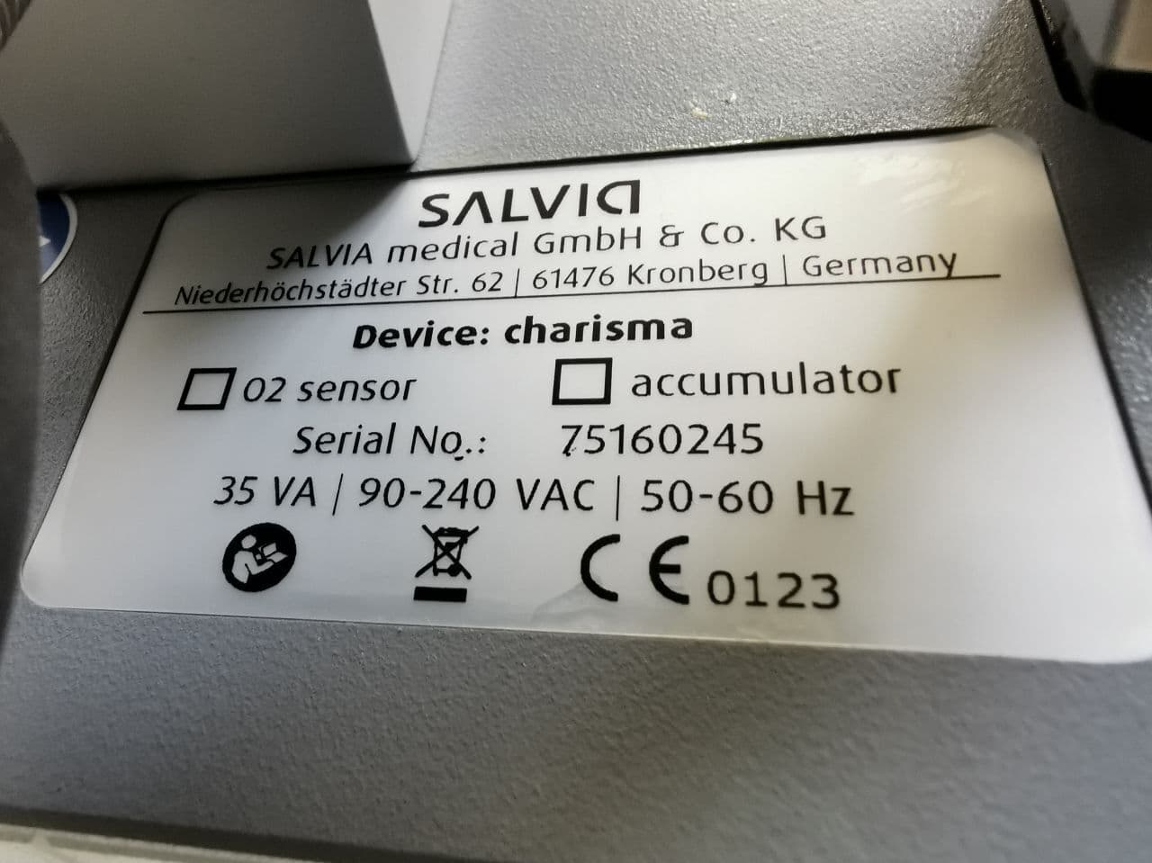 Heinen + Loewenstein Charisma ICU Ventilator thumbnail 10