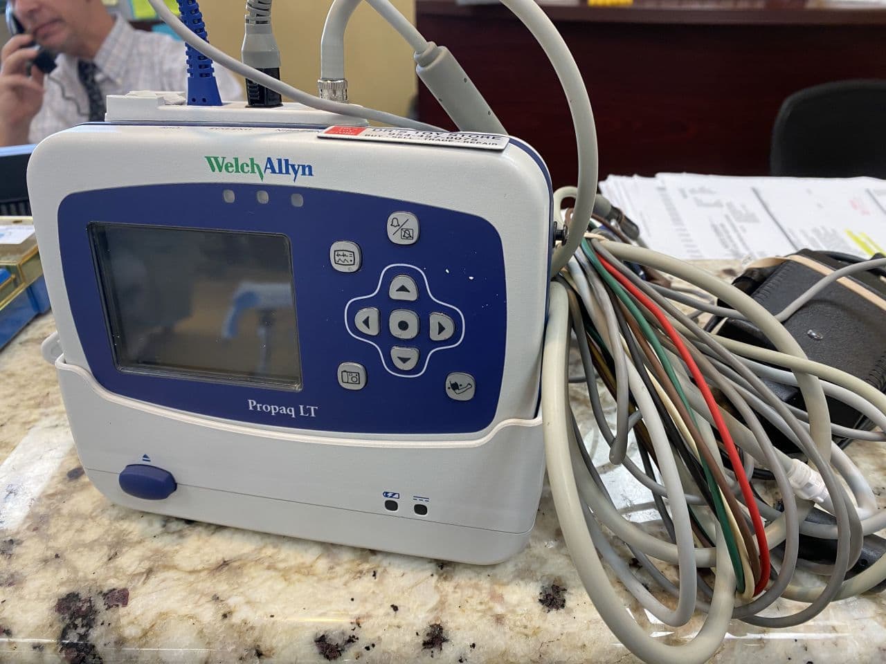 Welch Allyn Propaq LT Patient Monitor thumbnail 2