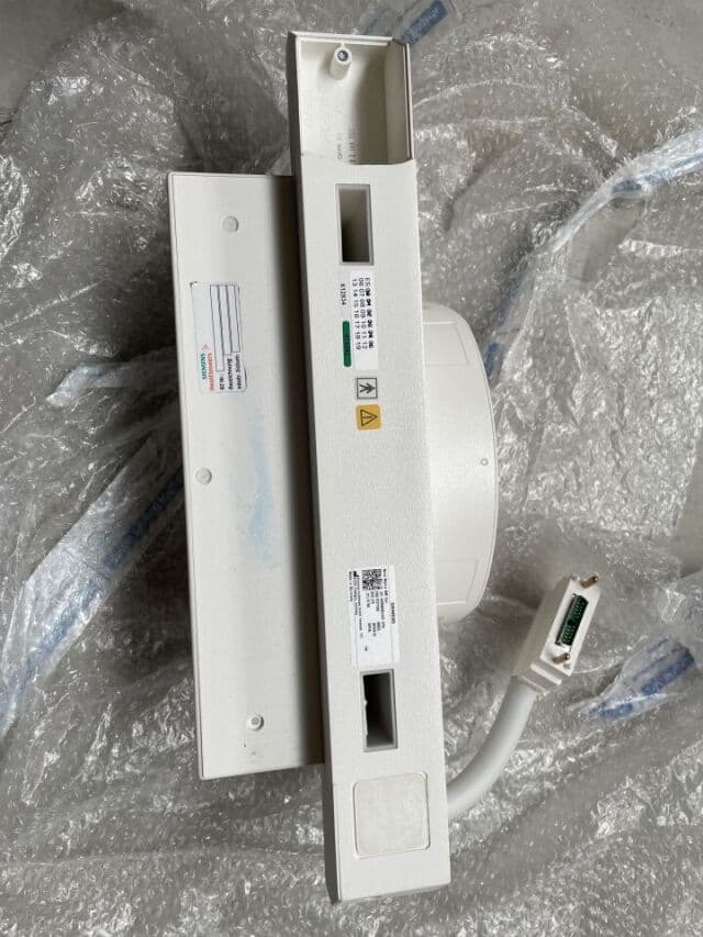 Siemens Neck Matrix MR Coil for Avanto / Espree | P/N: 7577906 | S/N: 31766 thumbnail 3