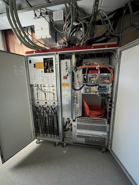 SIEMENS Magnetom Skyra 3T MRI | 48-Channel | GC99 Gradient | OR99 Magnet | Extensive Coil Suite thumbnail 2