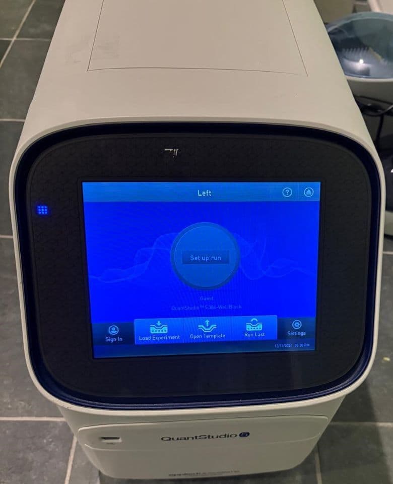 Applied Biosystems QuantStudio 5 Real-Time PCR System with C2000 PlateFuge Centrifuge thumbnail 2