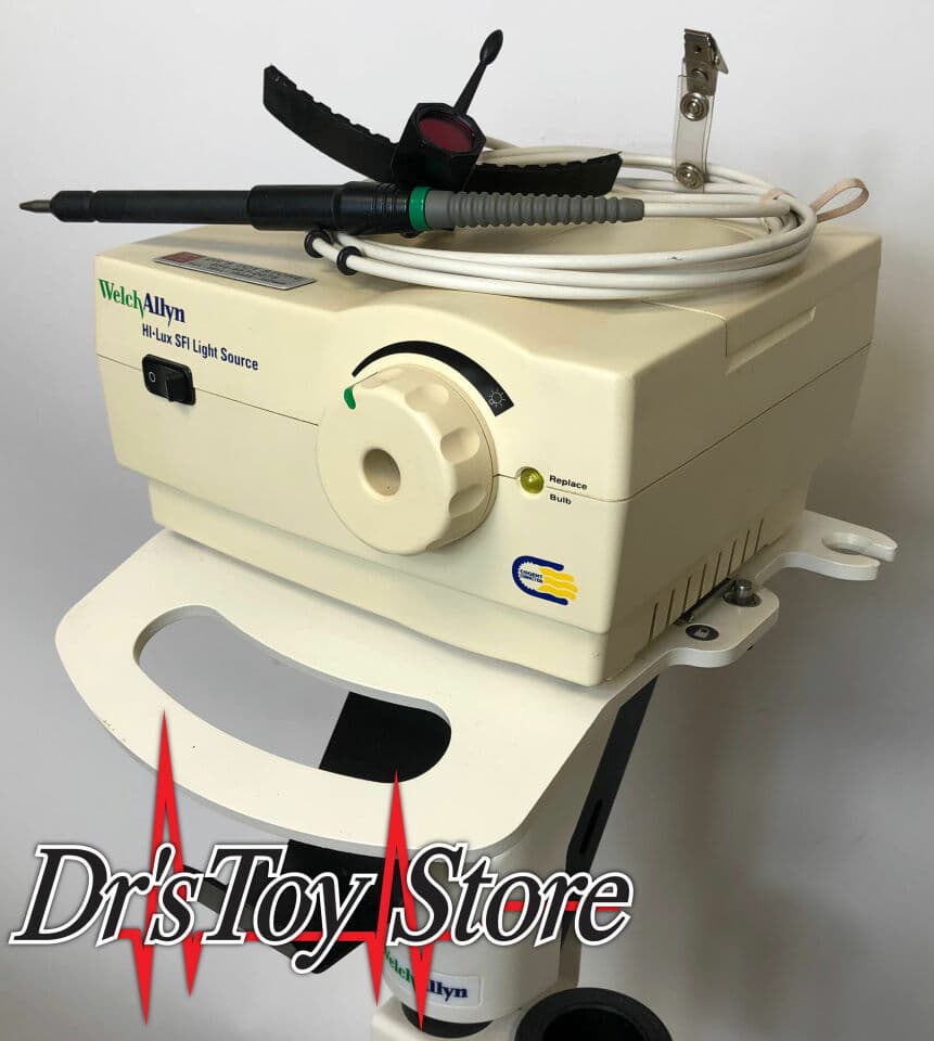Welch Allyn SFI Hi-Lux Surgical Light Source on a Cart thumbnail 3