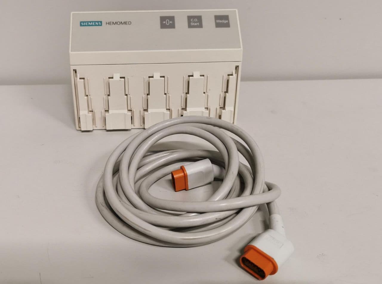 Siemens HEMOMED Hemodynamic Monitoring Module thumbnail 2
