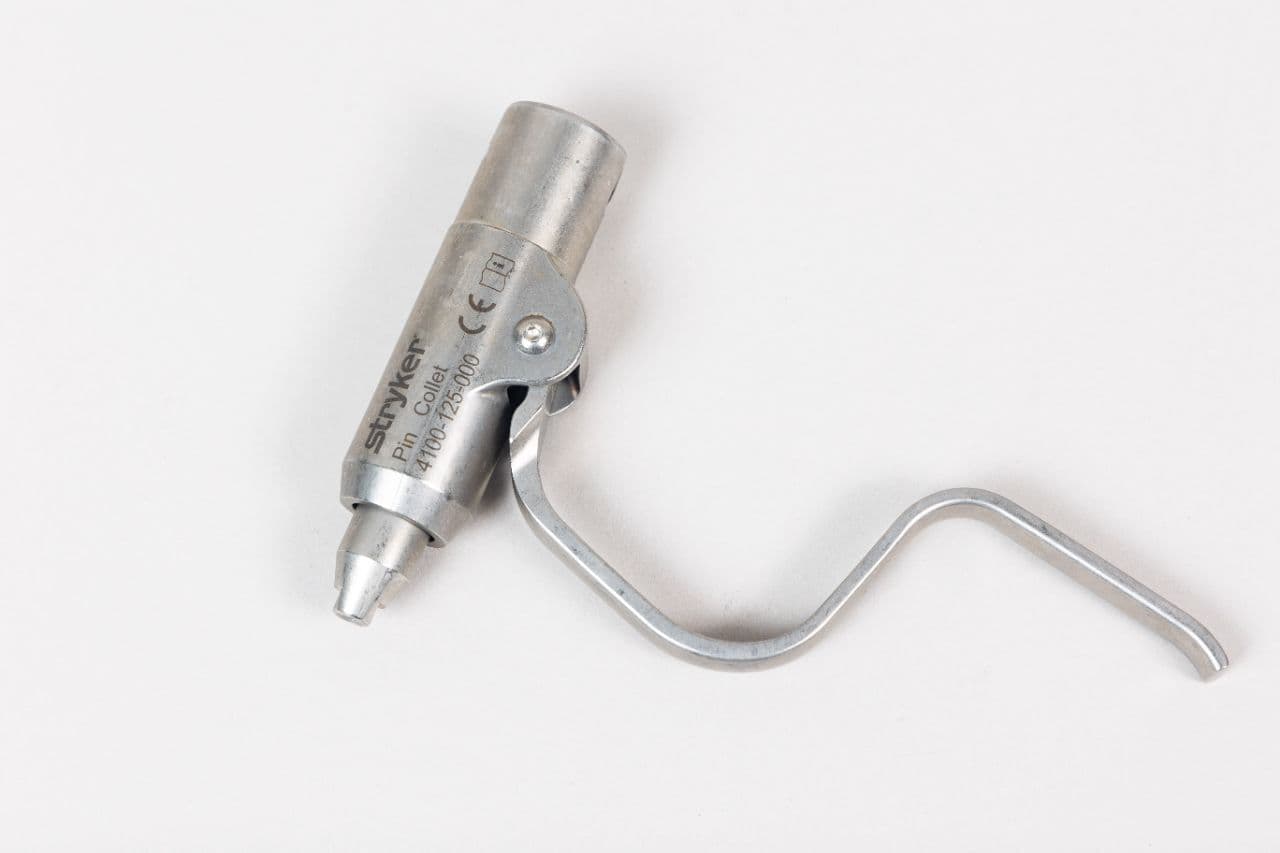 Stryker System 9 Cordless Driver Set for Surgical Procedures thumbnail 5