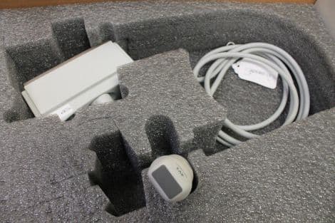 Siemens Acuson 8V3 Vector Ultrasound Transducer thumbnail 2