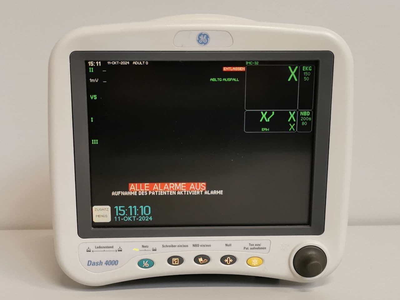 GE Dash 4000 Multiparameter Patient Monitor thumbnail 2