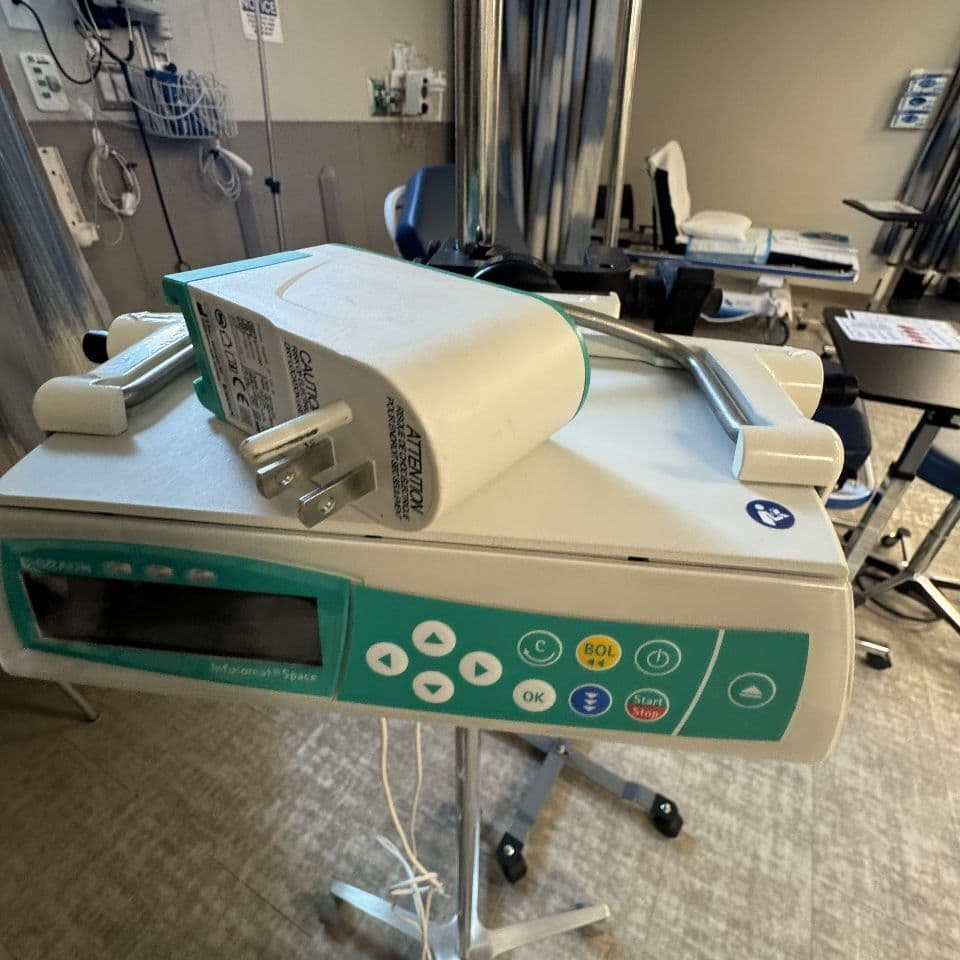 B. Braun Infusomat Space 8713052U Large Volume IV Infusion Pump thumbnail 3