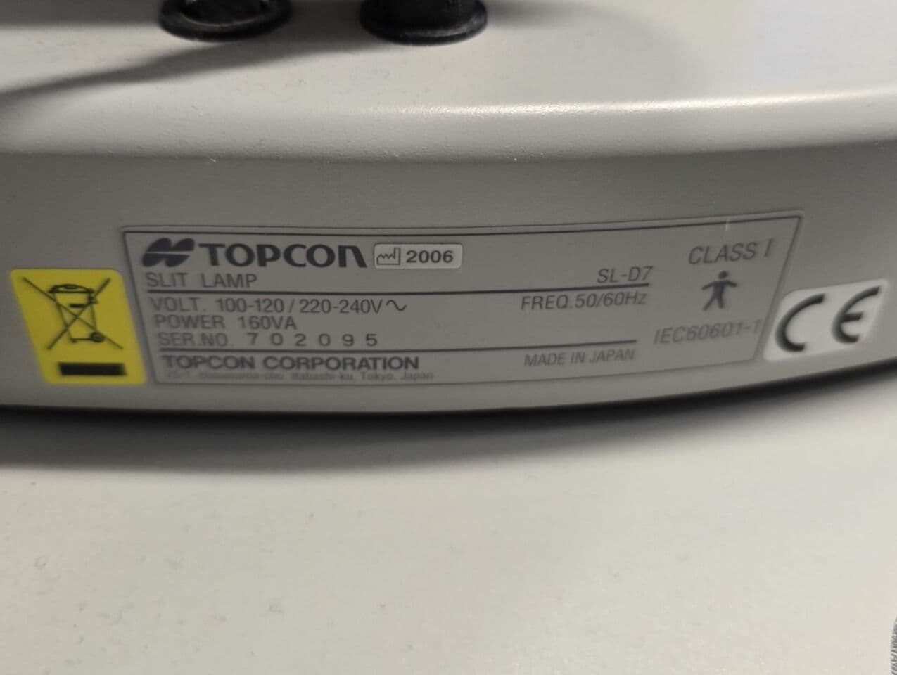 Topcon ACP-8 Ophthalmic Refraction Unit with SL-D7 and Haag-Streit AT 900 thumbnail 12