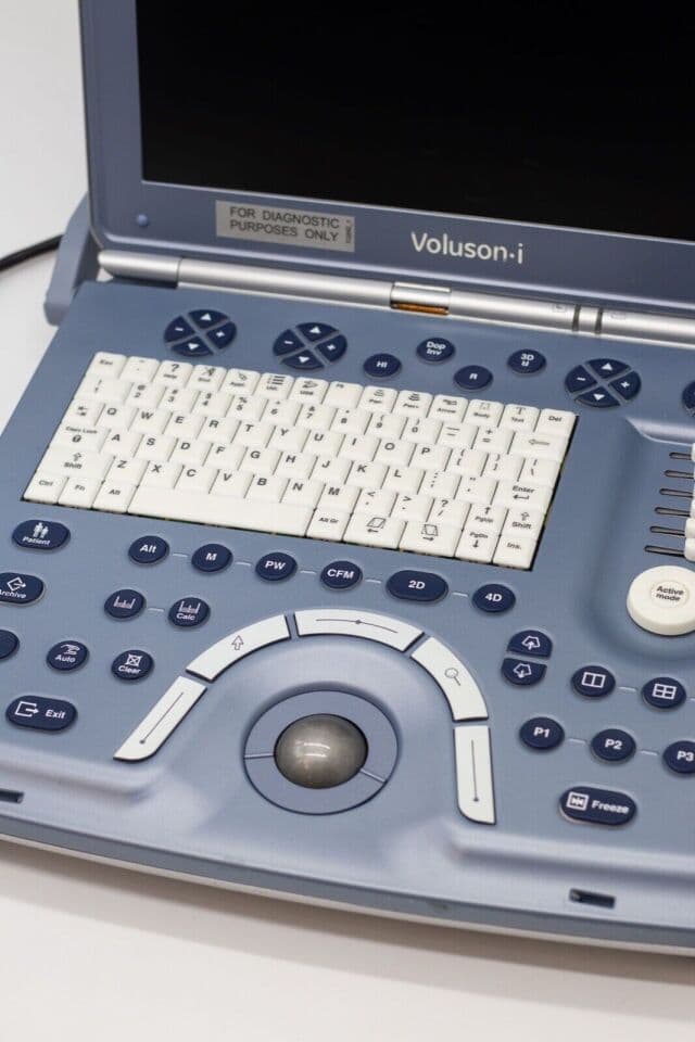GE Voluson BT14 OB/GYN Ultrasound System thumbnail 3