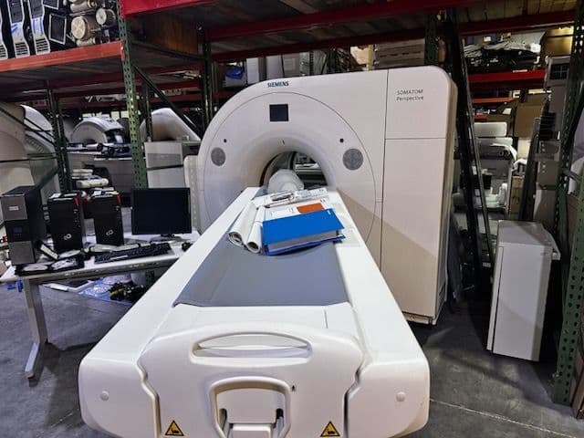 Siemens Perspective 64-Slice CT Scanner thumbnail 2