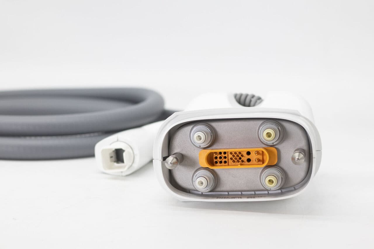 Cynosure Icon Multifunctional Laser IPL Aesthetic Platform thumbnail 15