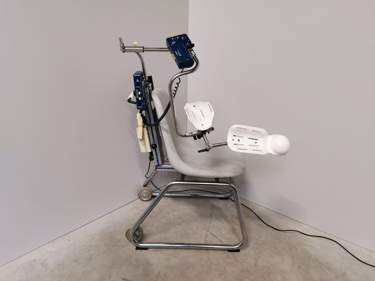 Ormed ATROMOT S Shoulder Continuous Passive Motion (CPM) Device thumbnail 4