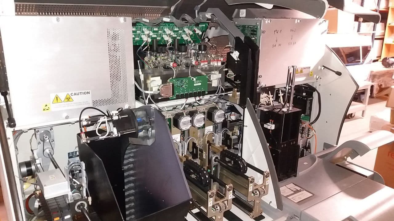 High-Throughput Immunology Testing — Beckman Coulter UniCel DxI 800 Immunoassay Analyzer thumbnail 4