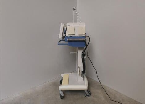 Draeger Evita 4 Intensive Care Ventilator in Excellent Condition thumbnail 3