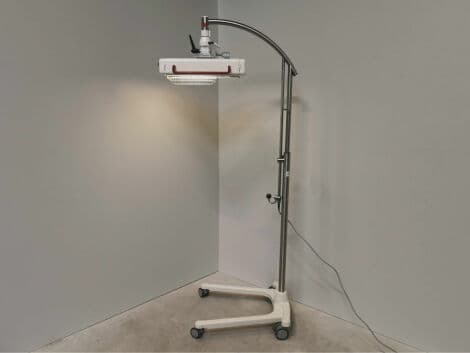 Consistent Patient Warming with the Weyer Ceramotherm Radiant Heater thumbnail 2