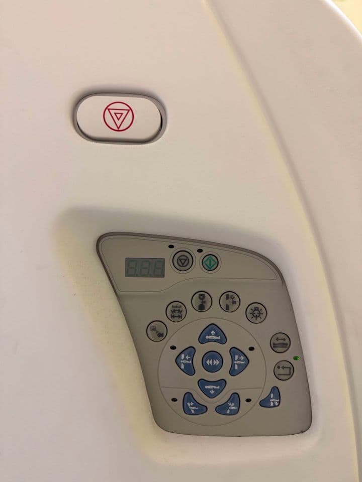 GE Discovery NM/CT 670 SPECT/CT System thumbnail 6