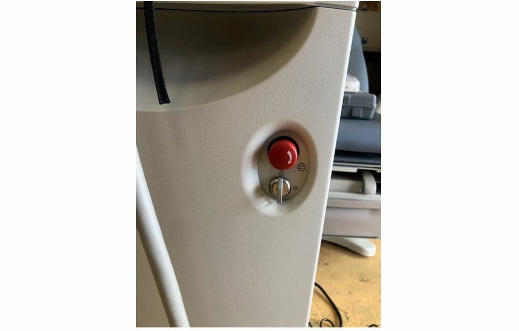 Lumenis LightSheer XC Diode Laser System thumbnail 5