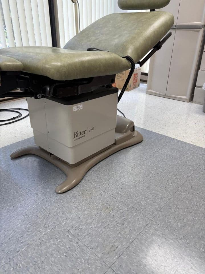 Ritter by Midmark 230 Power Procedure Chair thumbnail 5