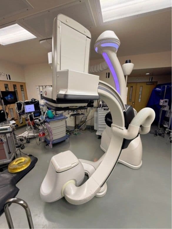 GE Discovery IGS 730 Interventional X-ray | 2014 Model | Laser-Guided Robot | Large Display Monitor | Fully Functional