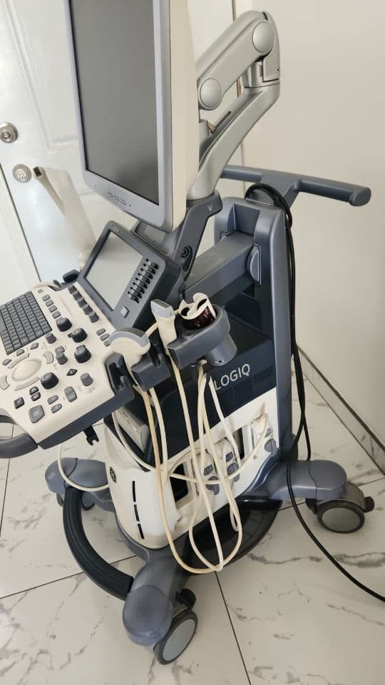 GE Logiq S8 OB/GYN & Vascular Ultrasound System thumbnail 4