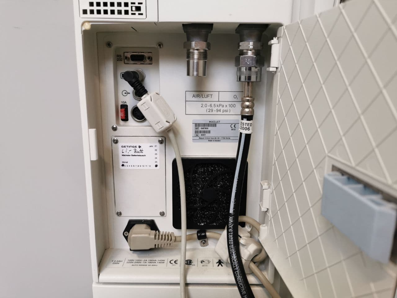 Maquet Servo-i Critical Care Ventilator System thumbnail 7