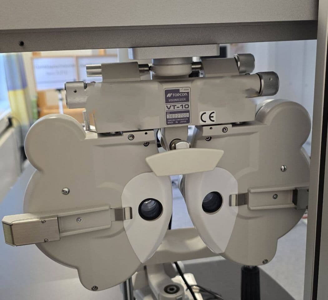 Topcon ACP-8 Ophthalmic Refraction Unit with SL-D7 and Haag-Streit AT 900 thumbnail 6