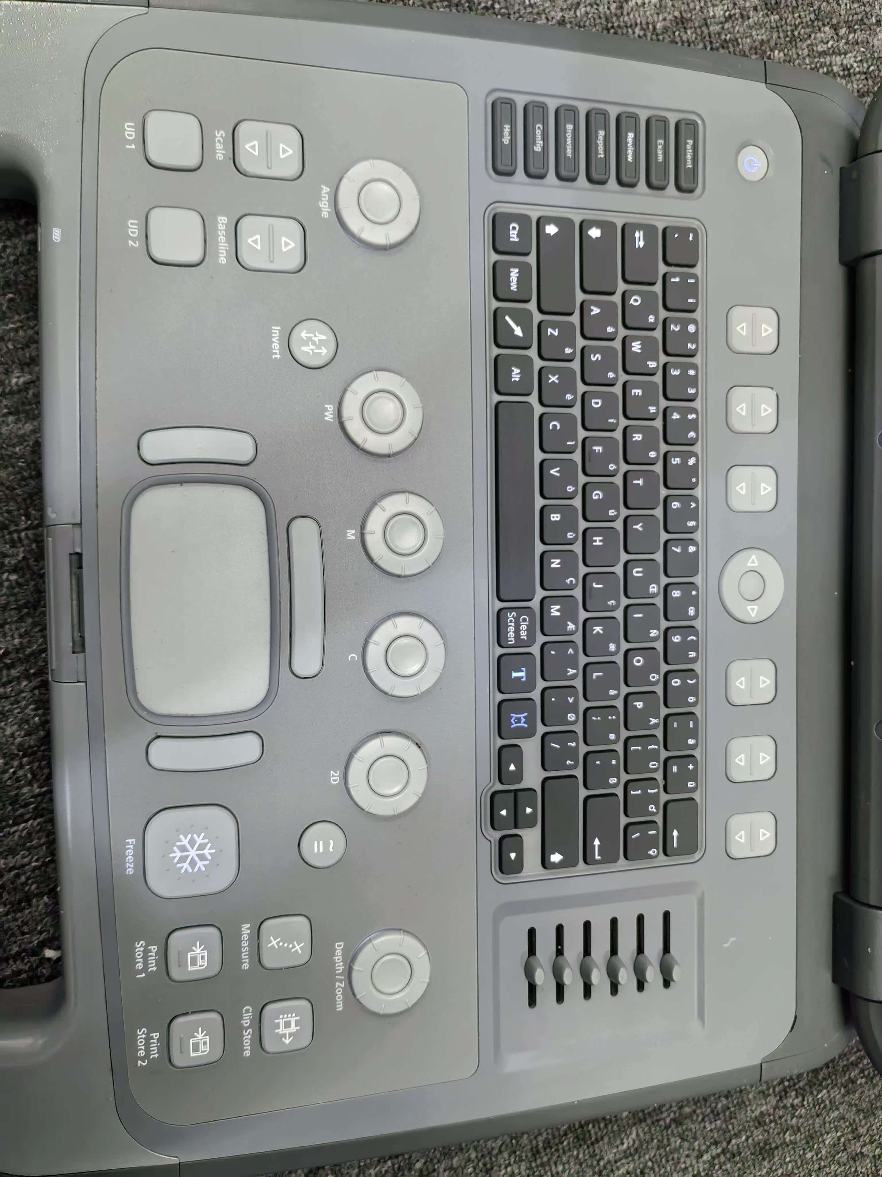 Siemens P500 | ACUSON P500 Ultrasound | 2019 YOM Used Portable Color Doppler | Siemens Laptop Ultrasound Without Probes | Point-of-Care Emergency Scanner Gantry thumbnail 6