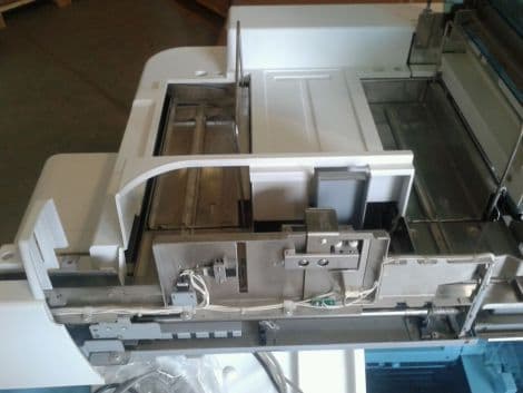 Roche Cobas e411 Immunology Analyzer thumbnail 5