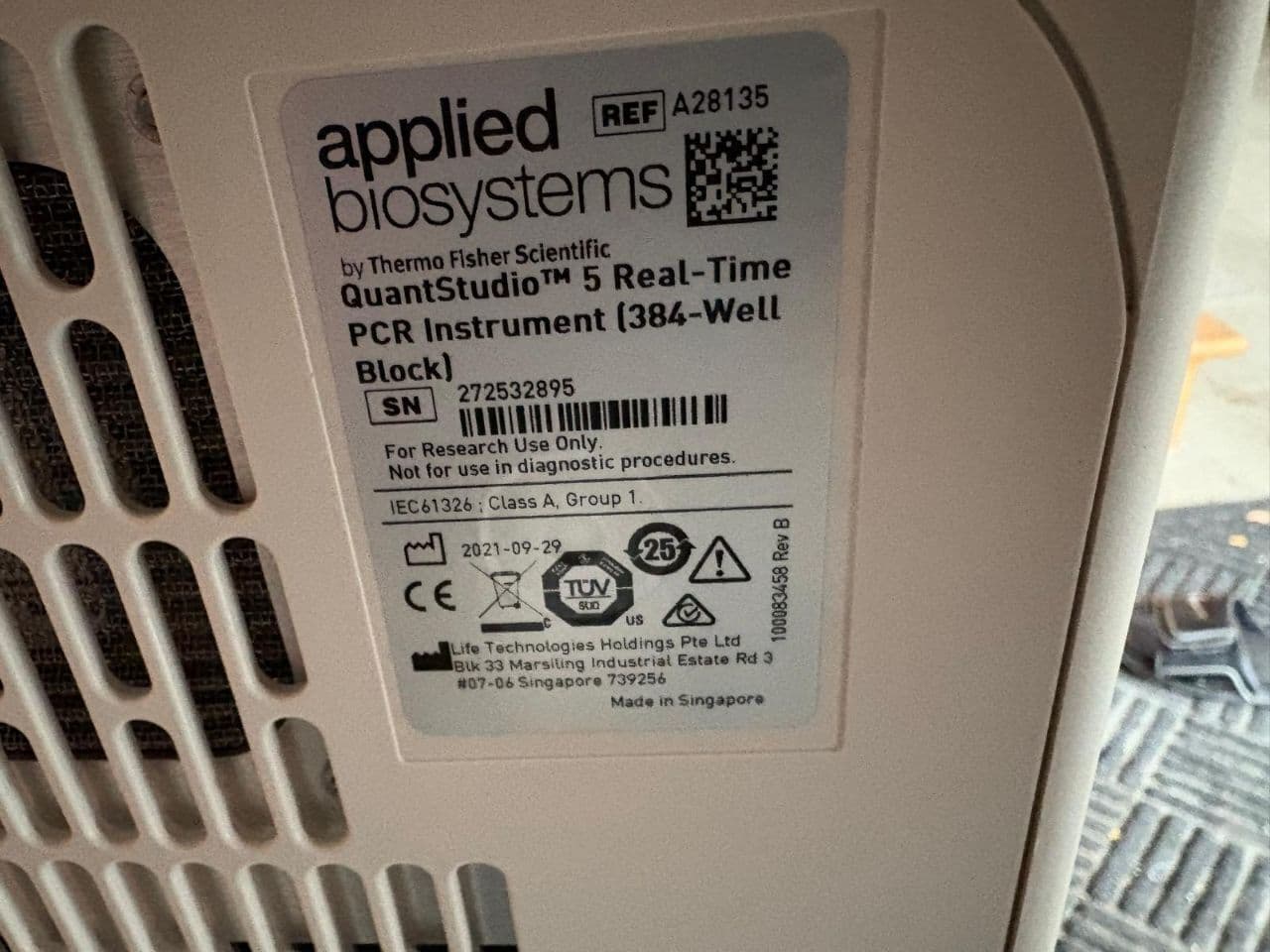 Applied Biosystems QuantStudio 5 Real-Time PCR System with C2000 PlateFuge Centrifuge thumbnail 4