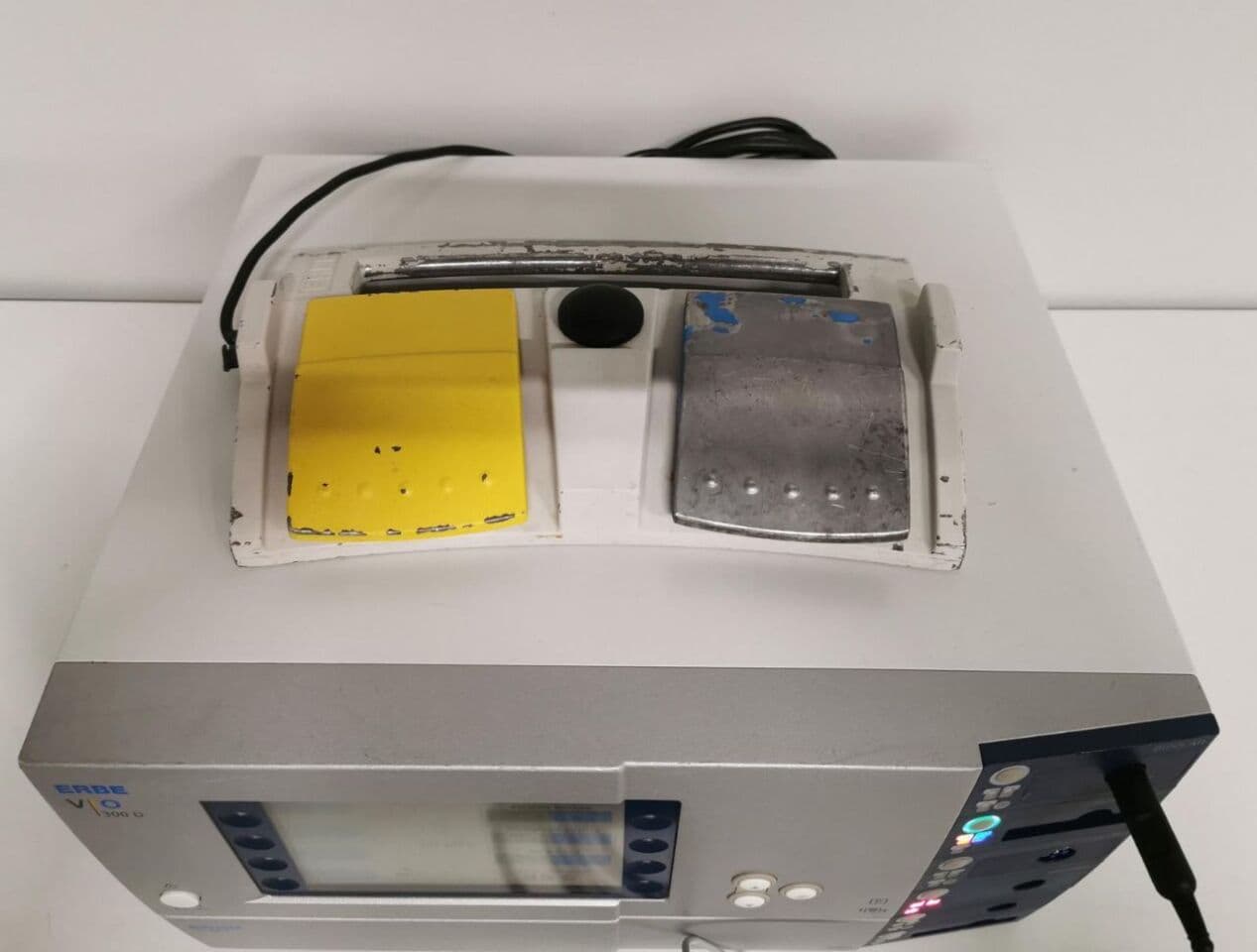Advanced Electrosurgical Unit for Surgical Procedures — Erbe VIO 300D thumbnail 3