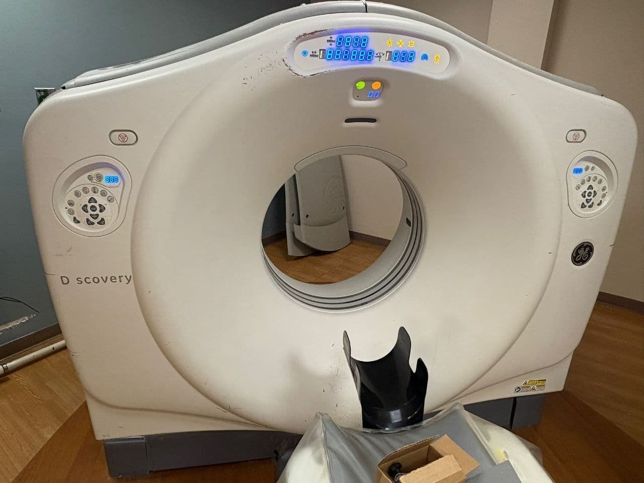 For Sale GE Discovery 750HD CT Scanner