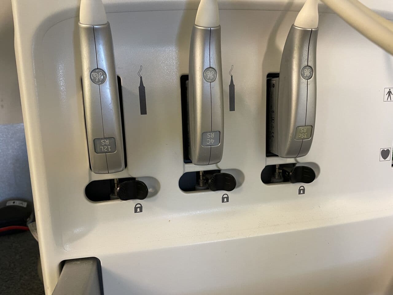 GE Vivid S5 General Ultrasound System thumbnail 4