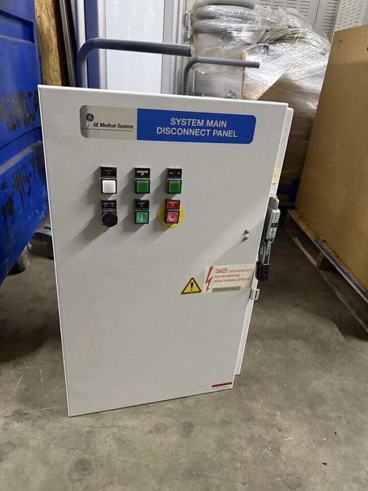 GE 978869 CT System Main Disconnect Panel (125A) image 1