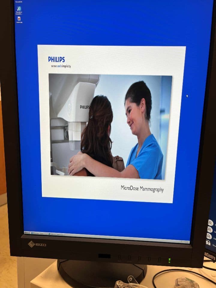 Philips MicroDose Digital Mammography Unit thumbnail 3