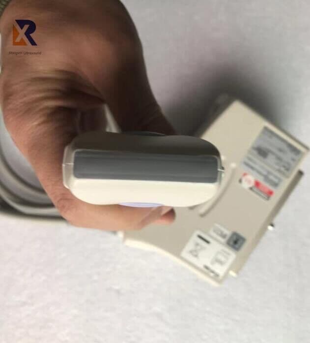 Toshiba PLT-1204BT Linear Array Ultrasound Transducer thumbnail 2