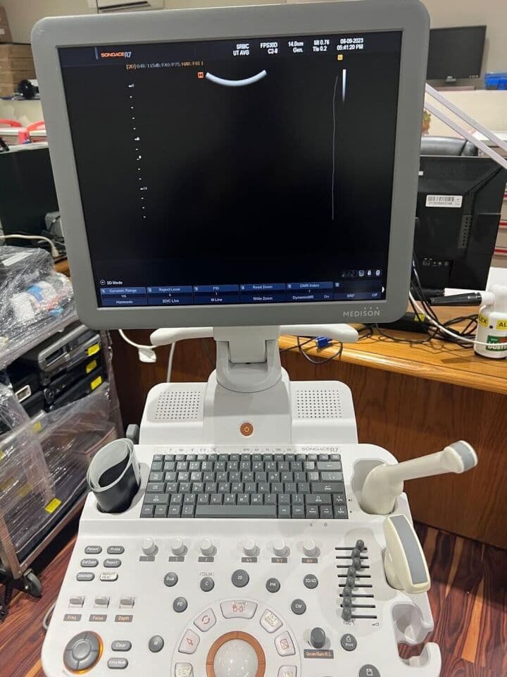 Samsung SonoAce 3D/4D OB/GYN Ultrasound System thumbnail 3