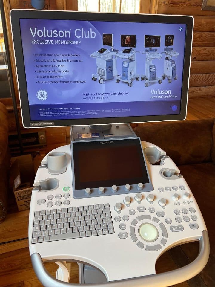 GE Healthcare Voluson S10 BT16 3D/4D Women's Health Ultrasound System thumbnail 3