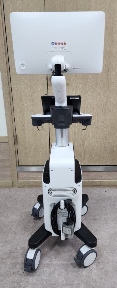 Samsung Medison HS40 OB/GYN and Vascular Ultrasound System thumbnail 3