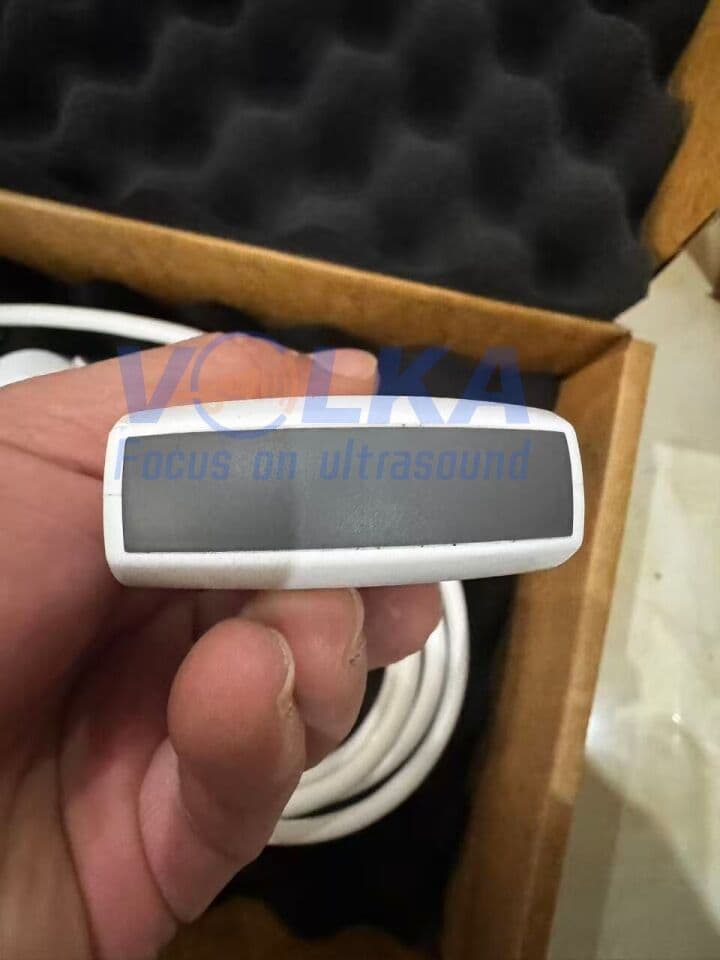 GE Healthcare C2-9-D Convex Ultrasound Transducer thumbnail 2