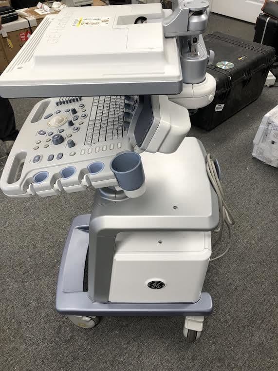 GE Healthcare Logiq P6 Ultrasound System with 3D/4D and Doppler thumbnail 4