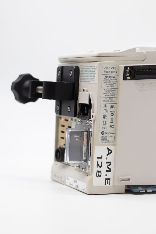 Alaris 8015 PC IV Infusion Pump thumbnail 5