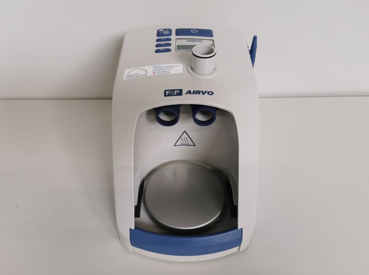 Respiratory Gas Humidification — Fisher & Paykel PT101EW Humidifier thumbnail 2